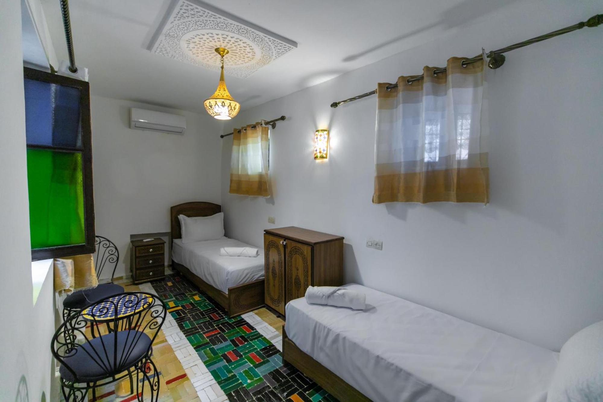 Riad Jnan Sbil Fes Luaran gambar